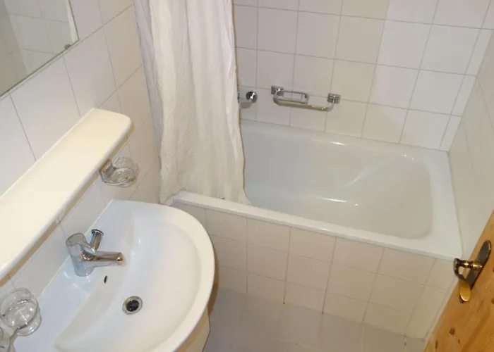 Charming With Balcony 公寓 *