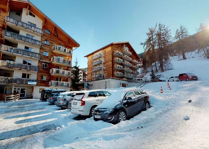 Charming With Balcony *